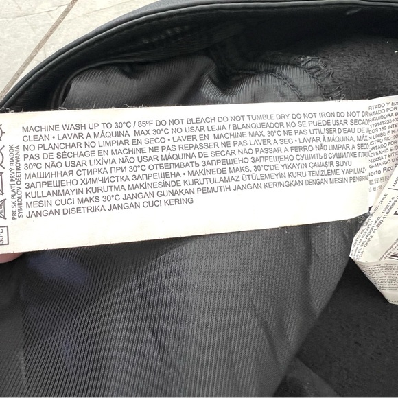 MANGO Black Faux Leather 100% Polyester High Waist Straight Leg Long Pants Sz 12 - Picture 15 of 15